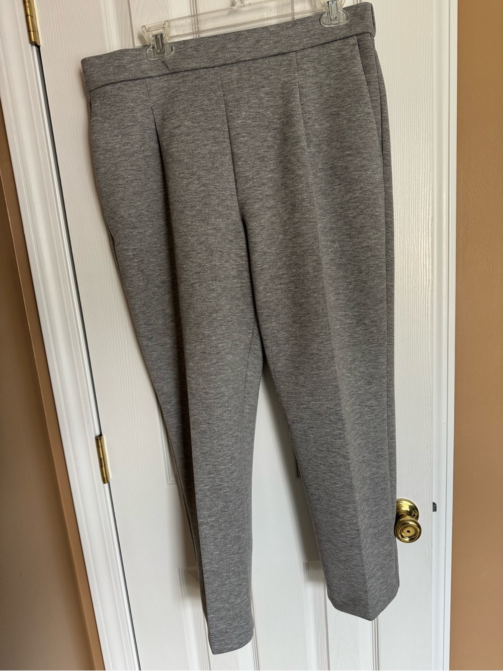 Ann Taylor Gray Straight-Leg Ponte Pants